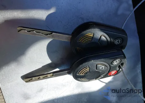 2014 Ford Focus Se from USA, damaged, VIN 1FADP3F2XEL272381